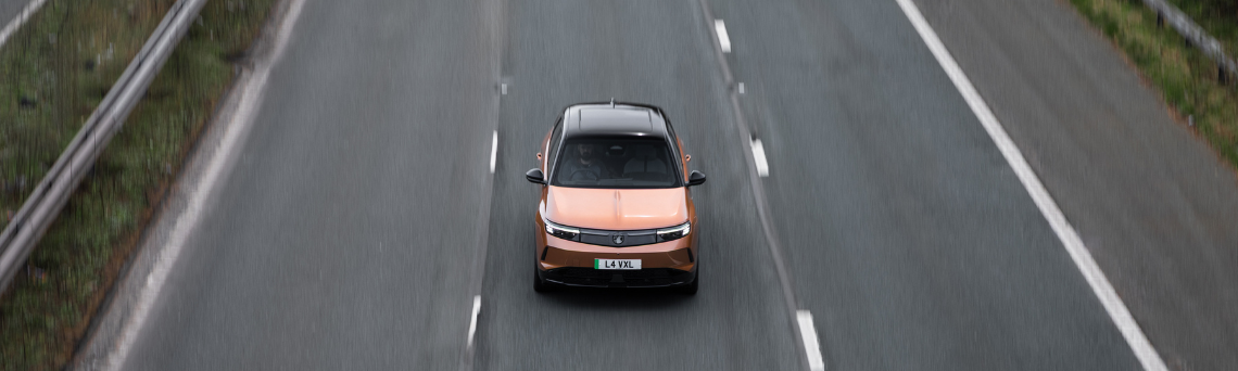 Vauxhall Reveals The UK’s Biggest Driving Pet Peeves